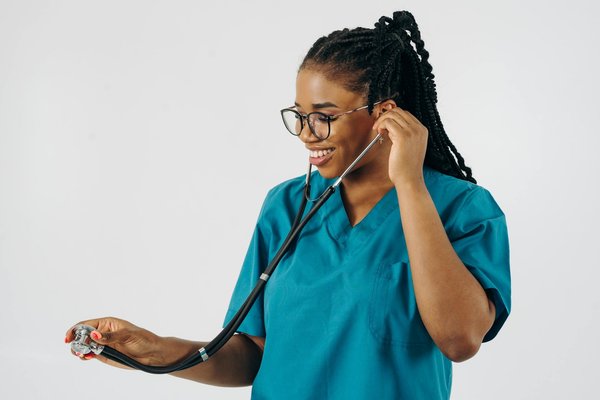 Formation préparateur pharmacie : tout savoir pour réussir